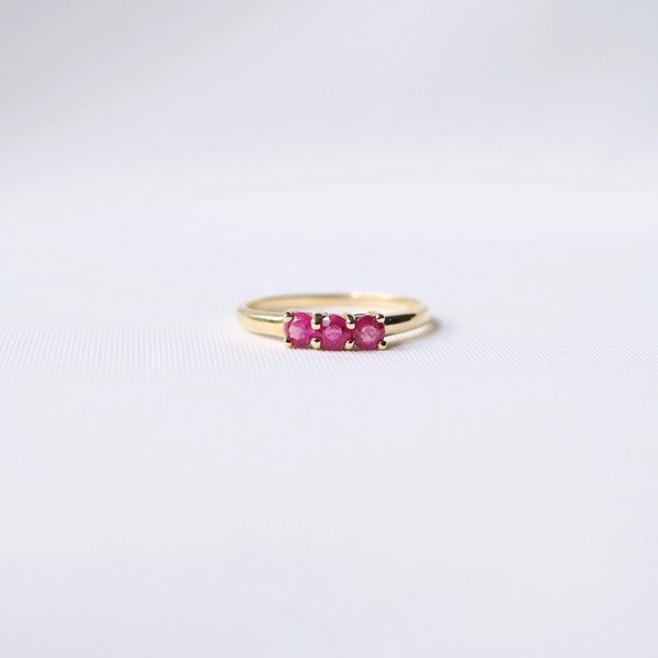 EVERLY Ring - 10K Yellow Gold (Ruby)