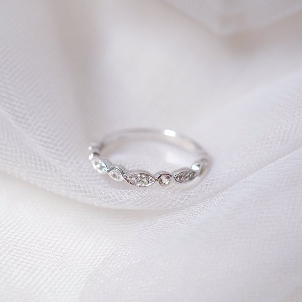 MERI Half Eternity Ring - Silver