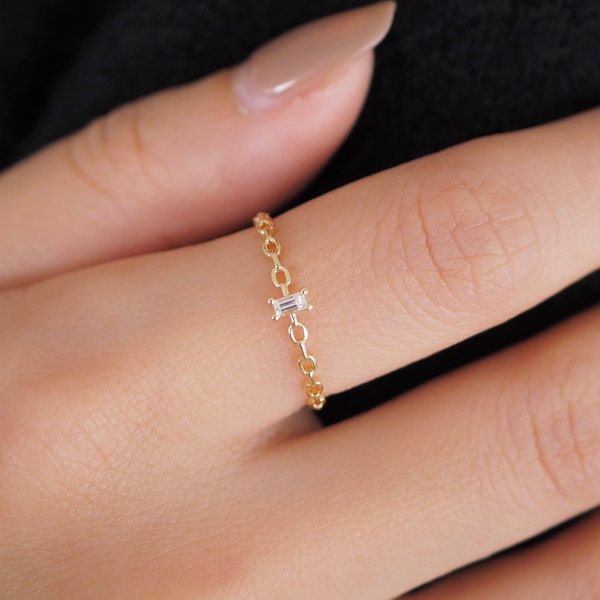 RAELYN Diamond Ring - 18K Yellow Gold