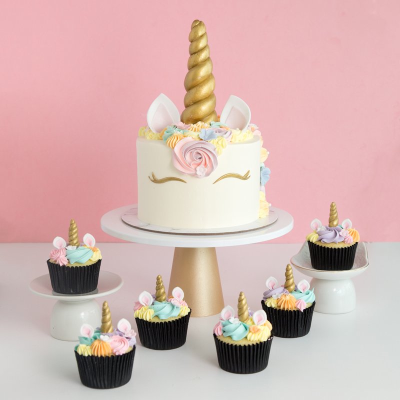 Unicorn Fantasy Set | Customised Cakes Singapore | Baker