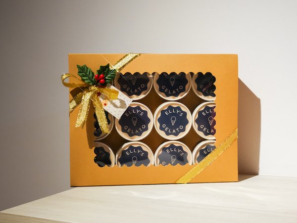 Festive Gift Box - 12 cups