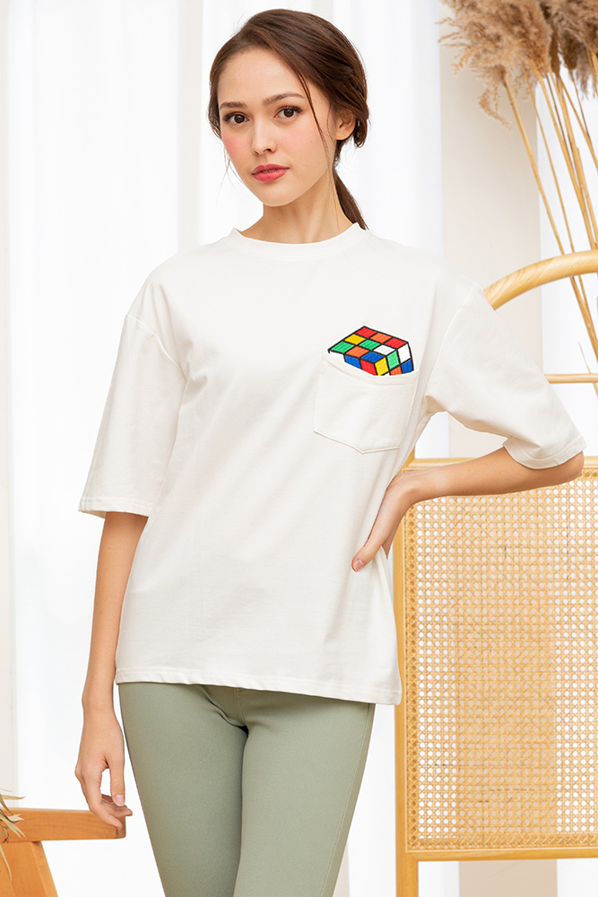 Rubik’s Cube In A Pocket Oversized Unisex T-Shirt (White)