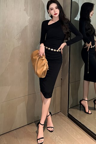 BACKORDER - Kanice Sleeve Ruched Dress In Black