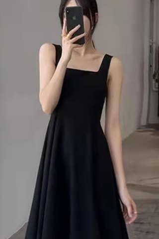 BACKORDER - Kervina A-line Dress In Black
