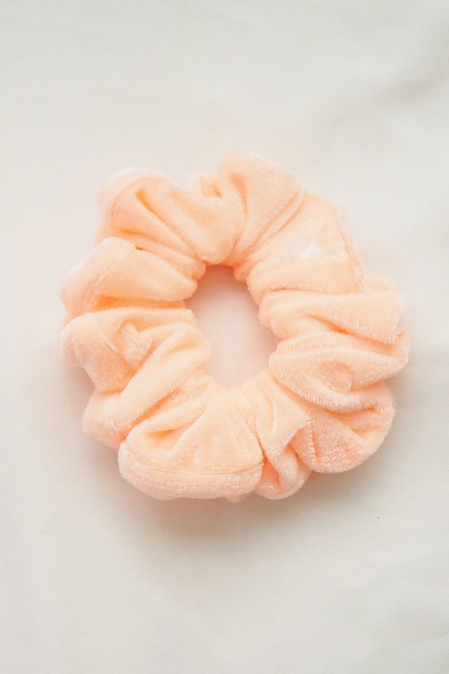 Scrunchie in Velvet Peach