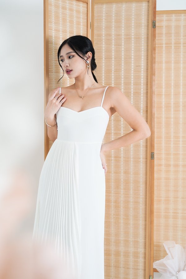 *TPZ* FOREVER MORE PLEATED MAXI DRESS IN WHITE