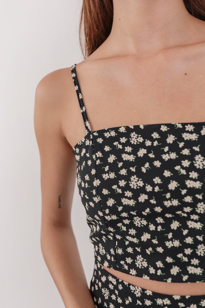 Deon-Black-Daisy-Cropped-Top-Image-5-The-Tinsel-Rack-Singapore