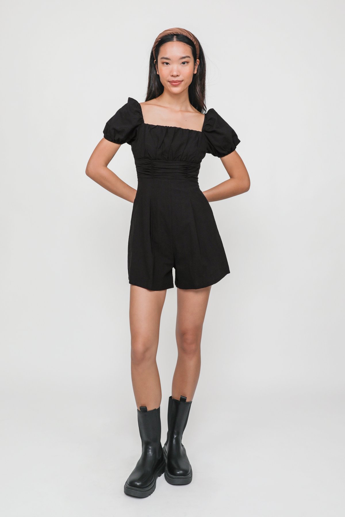 Natalia Puffy Sleeve Ruch Front Romper (Black)