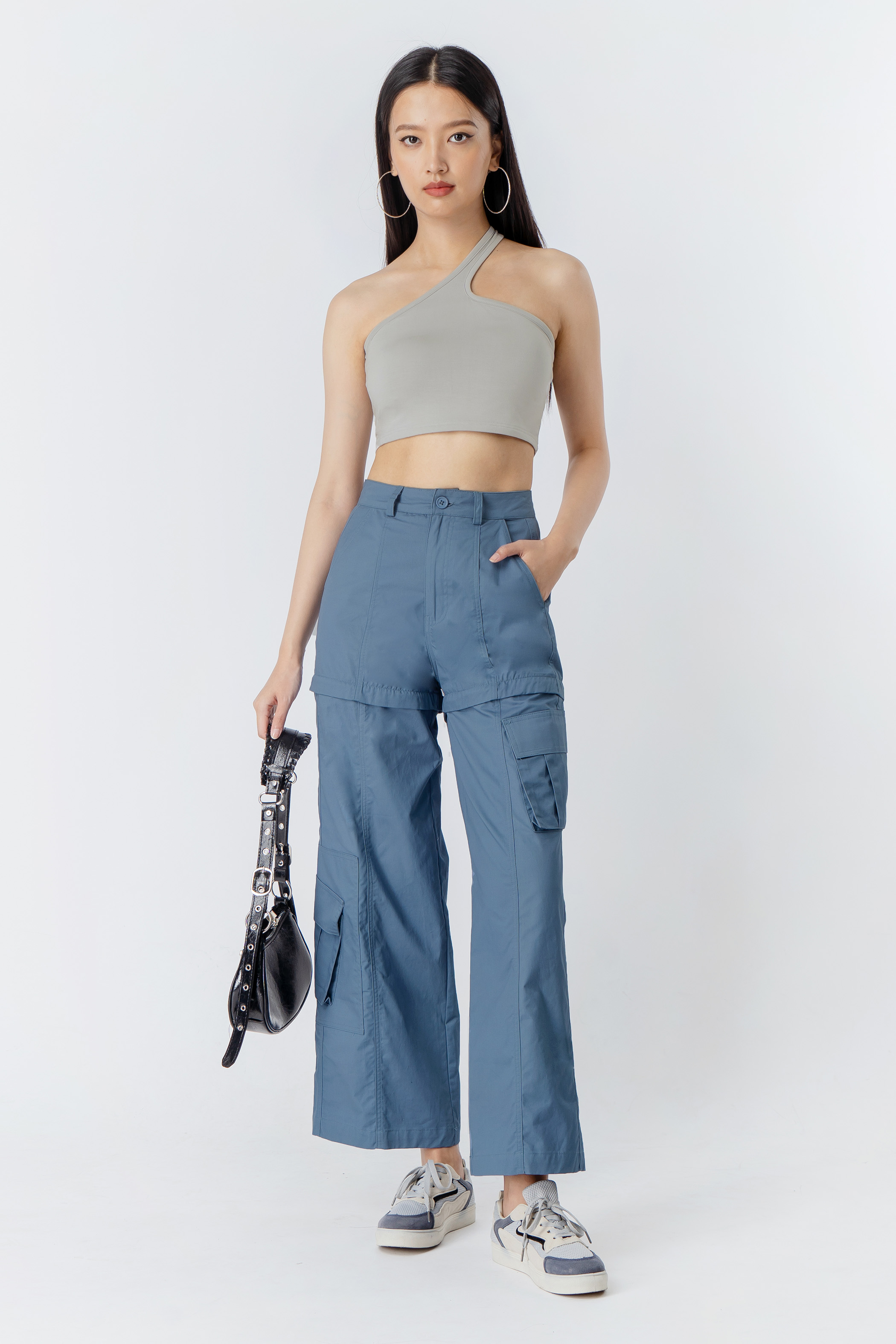 Zip It Cargo Pants in Blue